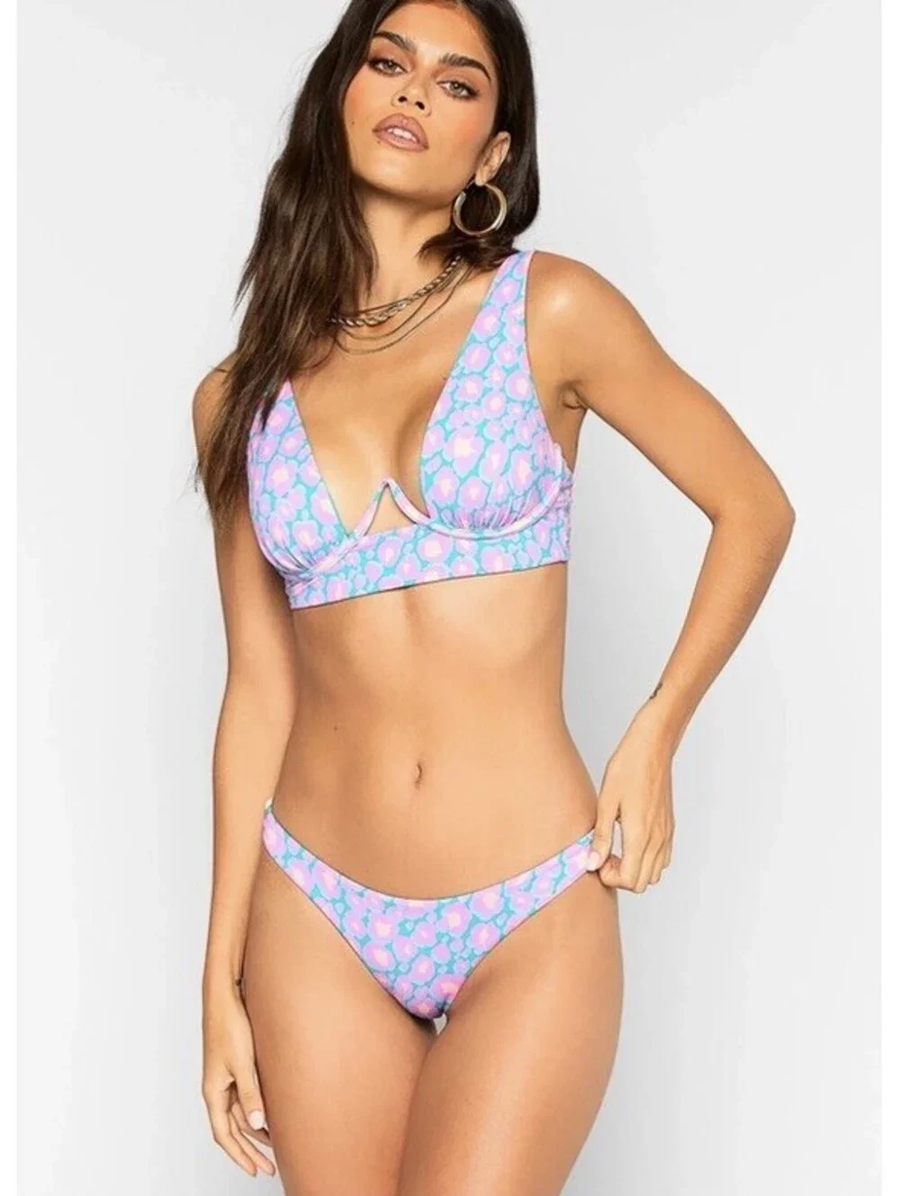 Beach Bunny Hudson High Apex Bikini Top M Pink Multi Leopard Underwire